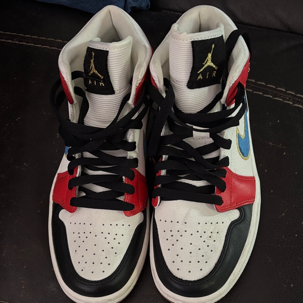 Air Jordan 1 Mid Let her Man - Picture 1 of 4